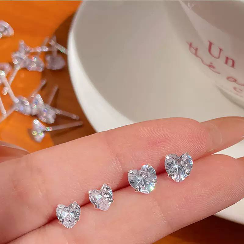 Gold Heart Zircon Stone Stainless Steel Gold Plated Flat Back Piercing