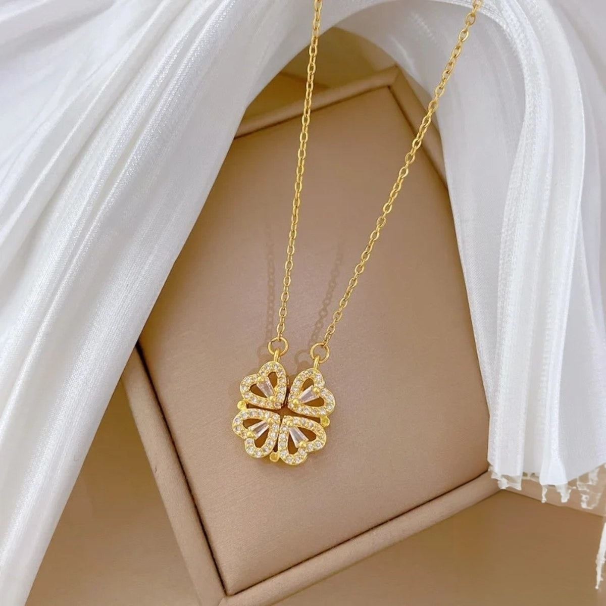 Magnetic Clover Hearts Stainless Steel Necklace