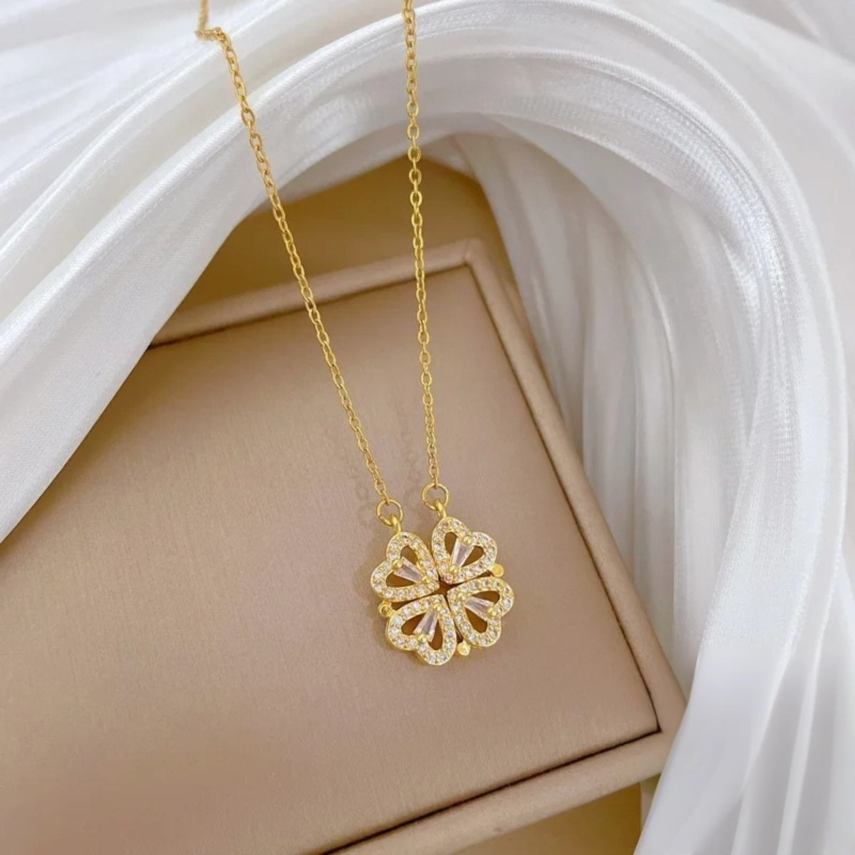 Magnetic Clover Hearts Stainless Steel Necklace